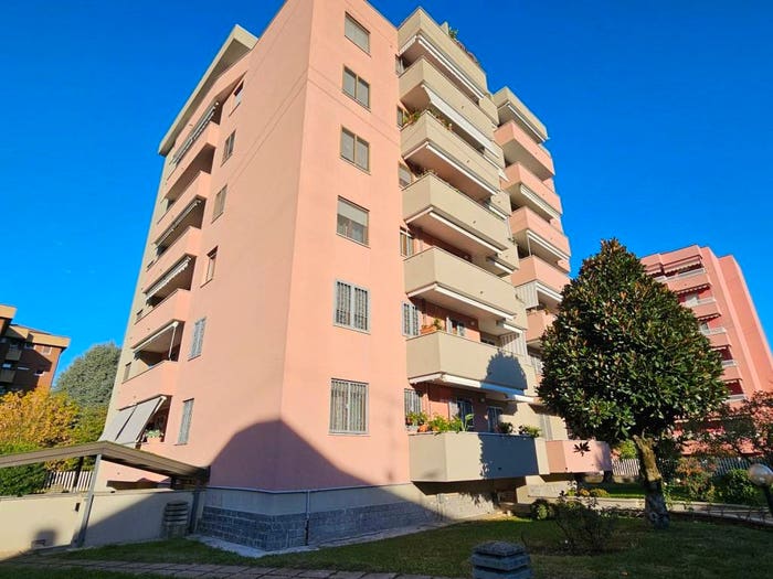 Appartamento trilocale in vendita in Via Giuseppe Di Vittorio, San Maurizio al Lambro, Cologno Monzese