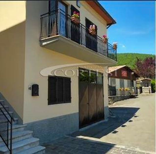 Casa con 5 locali in vendita in Località Centro Terrossola, Terrossola, Bibbiena