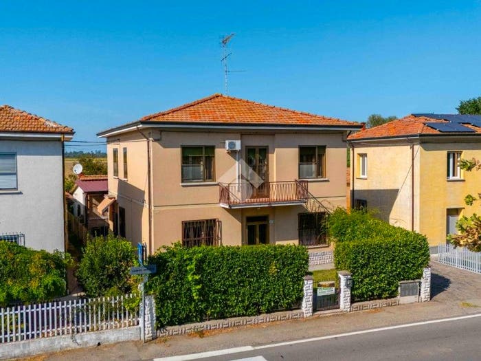 Casa con 6 locali in vendita in Via Savena Vecchia, San Gabriele Mondonuovo, Baricella