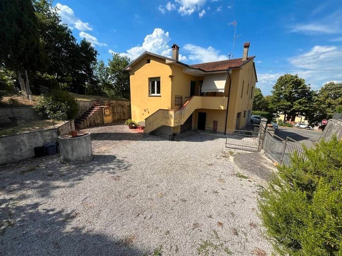 Casa con 6 locali in vendita in Centro, Monte San Savino