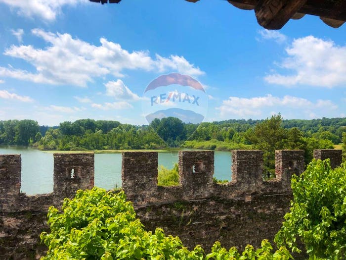 Casa con 6 locali in vendita in Via Castello Castellaro, Castellaro Lagusello, Monzambano