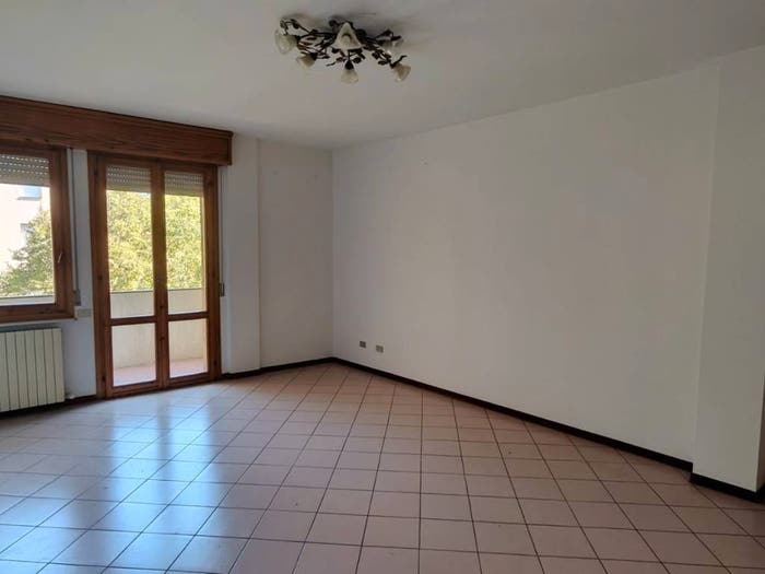 Appartamento quadrilocale in vendita in Via Curiel, Centro, Ravarino