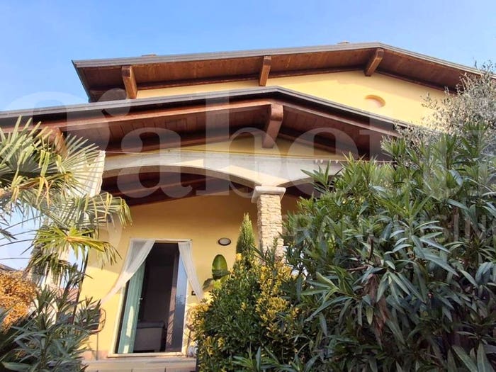 Casa quadrilocale in vendita in Via Don Milani, Gossolengo