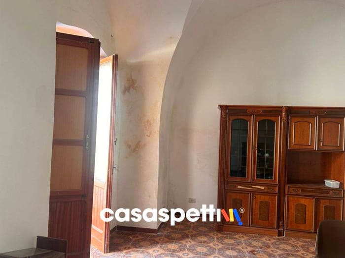 Casa bilocale in vendita in Via Carlo Poerio, Centro, Lizzano