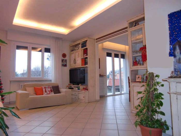 Appartamento con 5 locali in vendita in Città, Montevarchi