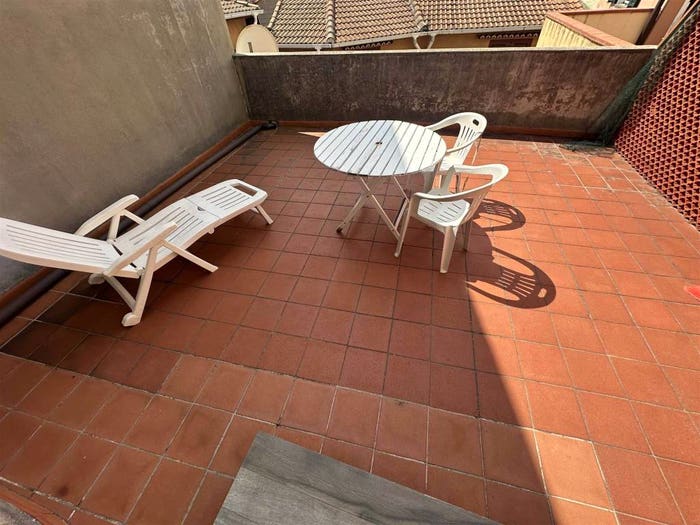 Appartamento trilocale in vendita in Vezzi Portio