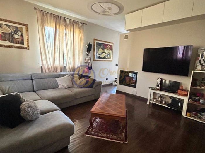 Casa con 6 locali in vendita in Via Sarzanese Nord, Piano di Conca, Massarosa