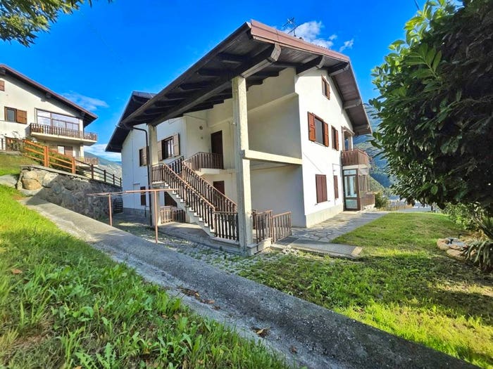 Appartamento quadrilocale in vendita in Località Soleil, Centro, Chatillon