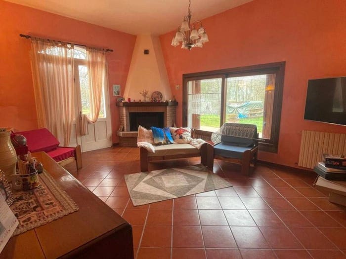 Casa con 6 locali in vendita in Via Argine Sinistro Panaro, Finale Emilia