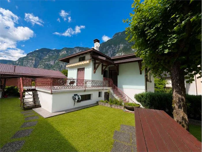 Casa con 6 locali in vendita in VIA SAN ROCCO, Centro, Grigno