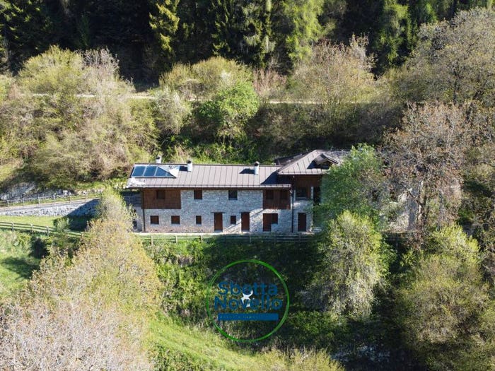 Casa con 6 locali in vendita in Località Val Rugnosa, Castello Tesino