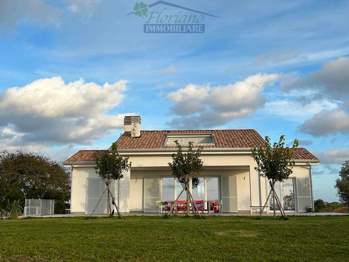 Casa con 6 locali in vendita in Località Chiarone Scalo, Capalbio