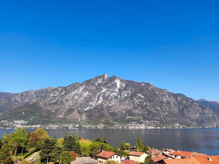 Casa quadrilocale in vendita in Via Alessandro Giobbi, Claino con Osteno