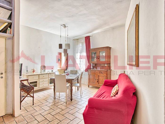 Appartamento trilocale in vendita in Via Vittorio Veneto, Saione, Arezzo