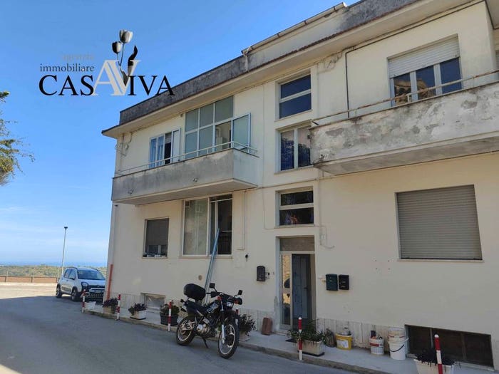 Appartamento quadrilocale in vendita in Piazza Patrioti Italiani, Acquaviva Picena