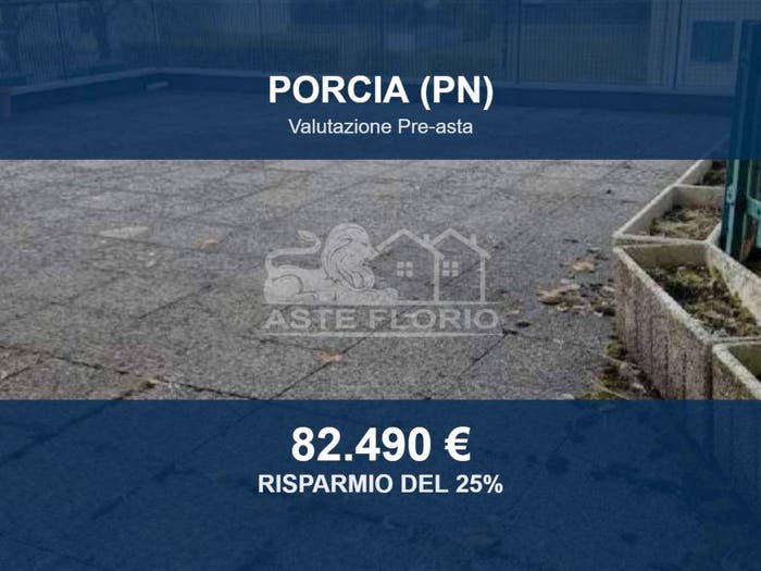 Appartamento con 6 locali in vendita in Via Vallada, Centro, Porcia