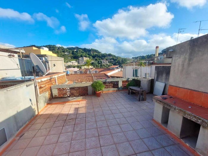 Casa trilocale in vendita in Vico San Giacomo, Castanea Salice, Messina