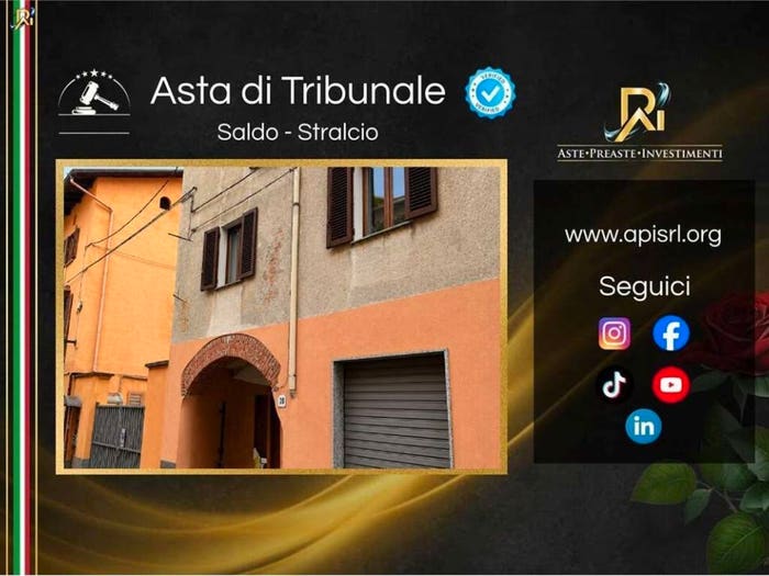 Casa quadrilocale in vendita in Via Federico Rosazza, Chiavazza, Biella