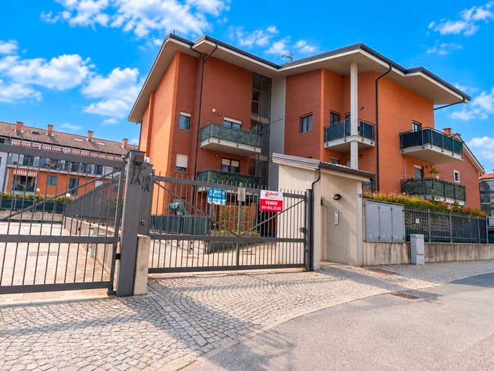 Appartamento quadrilocale in vendita in Via Lussemburgo, Orbassano