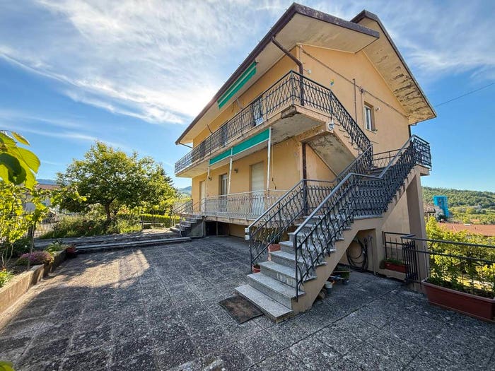 Appartamento trilocale in vendita in Centro, Monte Cerignone