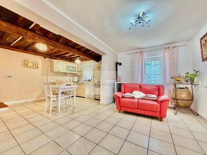 Casa trilocale in vendita in Via della Billona, Mutigliano Torre, Lucca