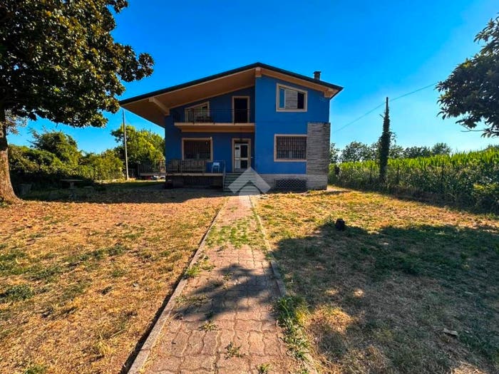 Casa quadrilocale in vendita in Via Caterina dell'Olmo, Centro, Bagnolo Mella