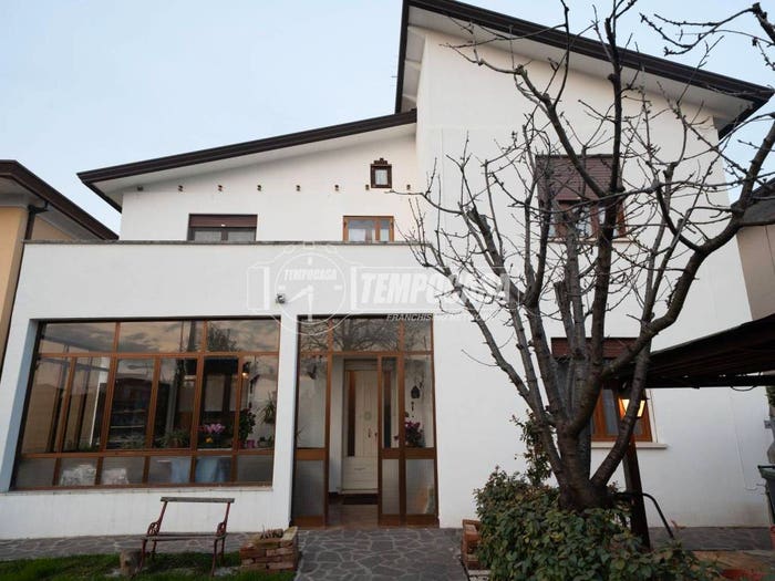 Casa quadrilocale in vendita in Via Boccalara, Centro, Saccolongo