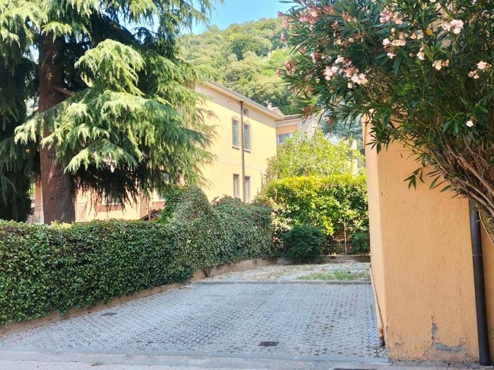 Appartamento trilocale in vendita in Via Ronchi San Francesco da Paola, Panoramica, Brescia