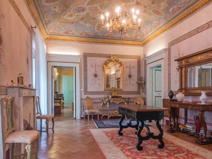 Appartamento con 6 locali in vendita in Via Giuseppe Mazzini, Centro, Fermo