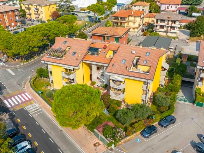Appartamento con 5 locali in vendita in Via Postale Vecchia, Settimo Balconi, Pescantina