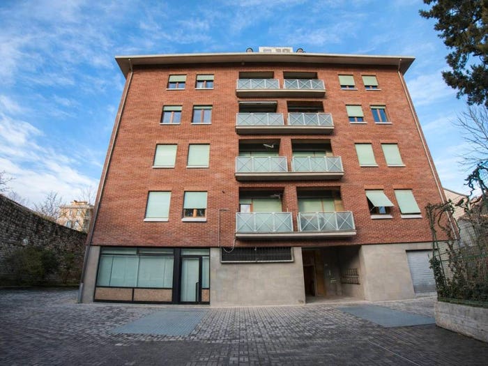 Appartamento con 6 locali in vendita in Viale Giambattista Zobicco, Centro, Fabriano