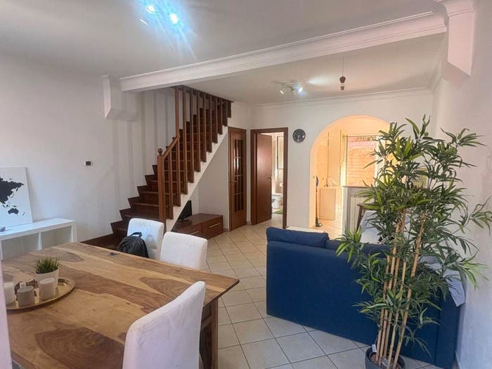 Casa trilocale in vendita in Vicolo di Porta Furba, Arco di Travertino, Roma