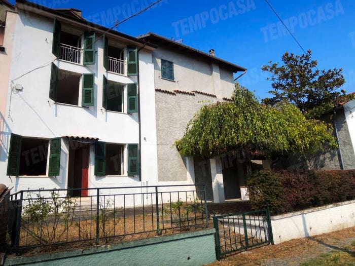 Casa con 6 locali in vendita in Via Bastione, Centro, Rocca Grimalda