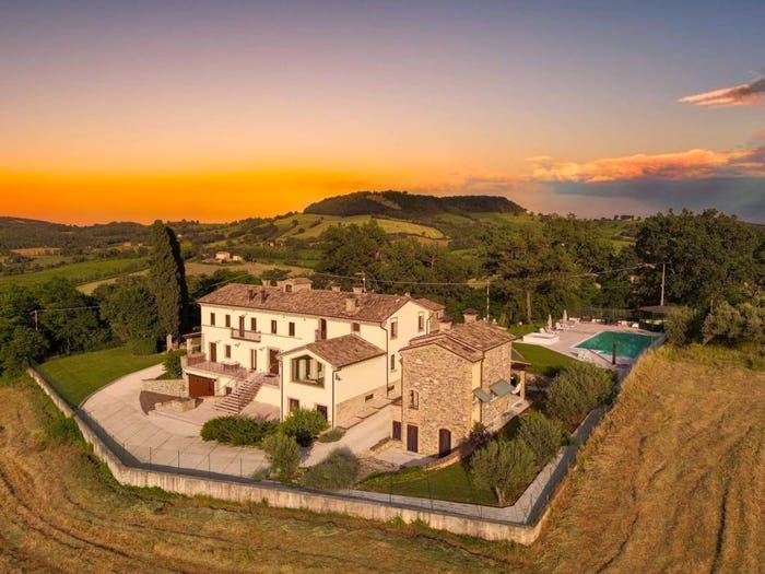 Casa con 6 locali in vendita in Centro, Caldarola