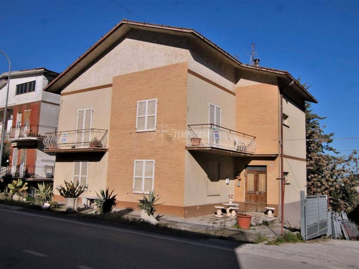 Casa con 5 locali in vendita in Via appennini, Centro, Fermo