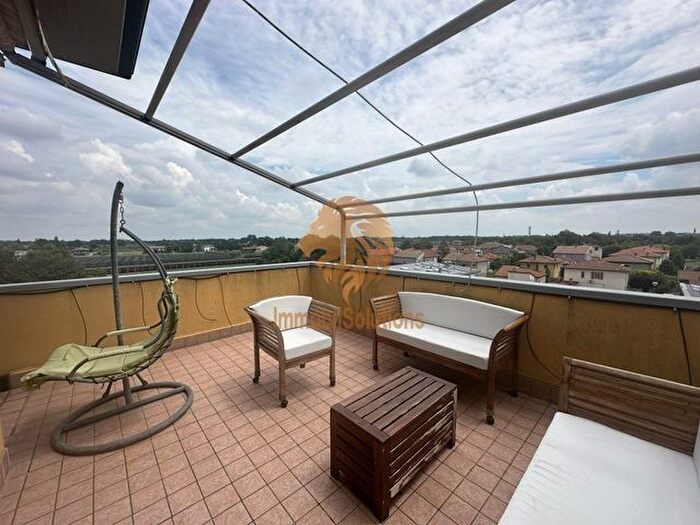 Appartamento con 7 locali in vendita in Via Cassirano, Forli'