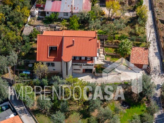 Casa con 6 locali in vendita in Via Fanara, Piano Dei Geli, Monreale