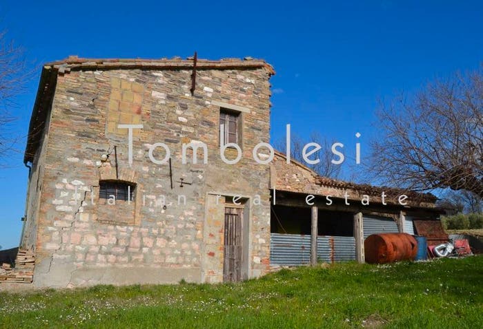 Casa con 6 locali in vendita in Frazione Costa, Arcevia
