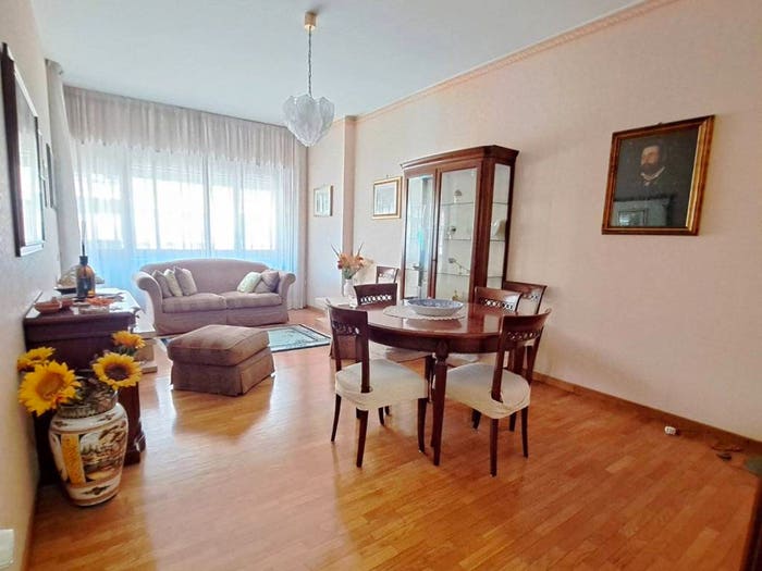 Appartamento trilocale in vendita in Via Angelo Olivieri, Ostia Levante, Roma