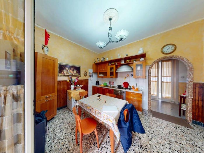 Appartamento trilocale in vendita in Via Luigi Rocco, Arzano
