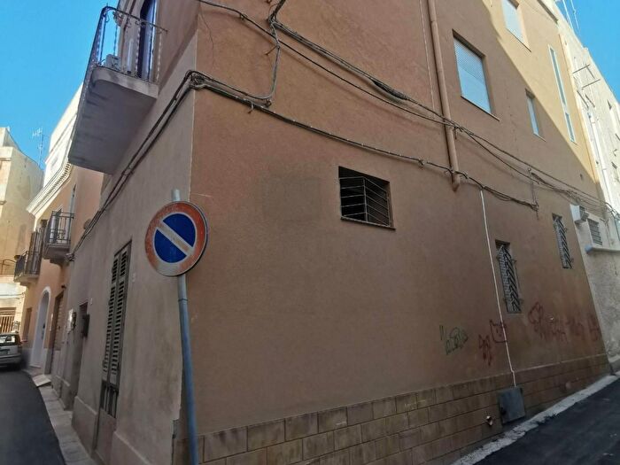 Casa con 8 locali in vendita in Via Antonino Barraco, Marsala