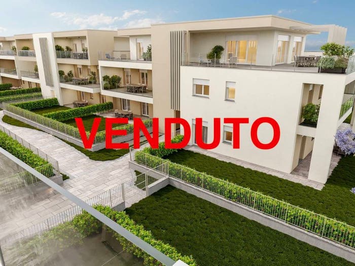 Casa quadrilocale in vendita in Via Roma, Centro, Bernareggio