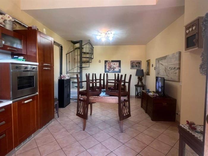 Appartamento trilocale in vendita in Via della Selce, San Bartolomeo, Cave
