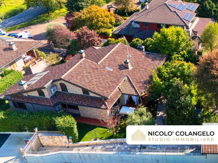 Casa con 6 locali in vendita in Via Val Camonica, Centro, Lainate
