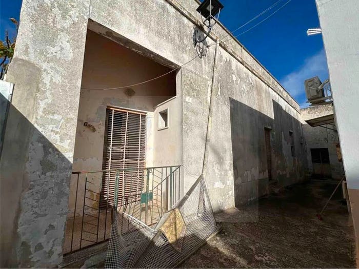 Casa con 5 locali in vendita in Via Bari, Miggiano