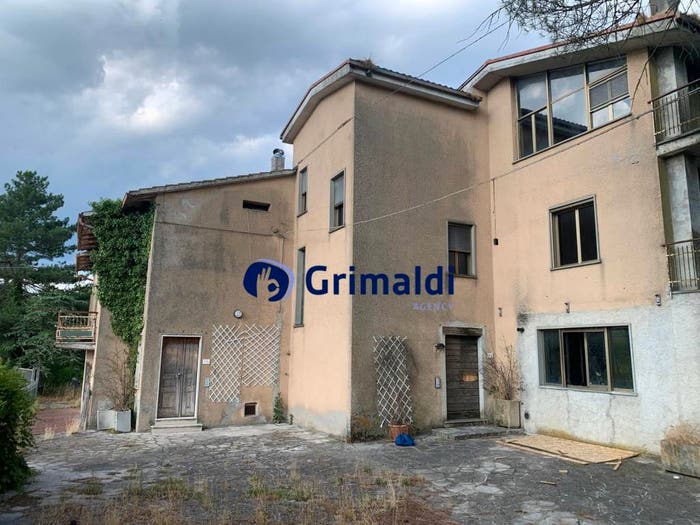 Casa con 6 locali in vendita in Località Torri, Torri, Gualdo Cattaneo