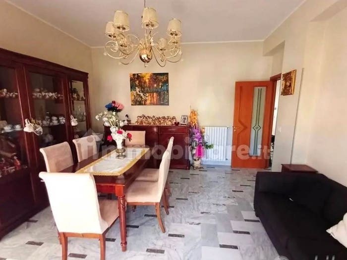 Appartamento trilocale in vendita in Viale Emilia, Catanzaro Lido, Catanzaro