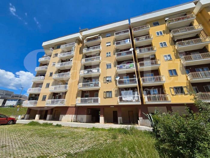 Appartamento quadrilocale in vendita in Via A Venditti, Centro, Isernia