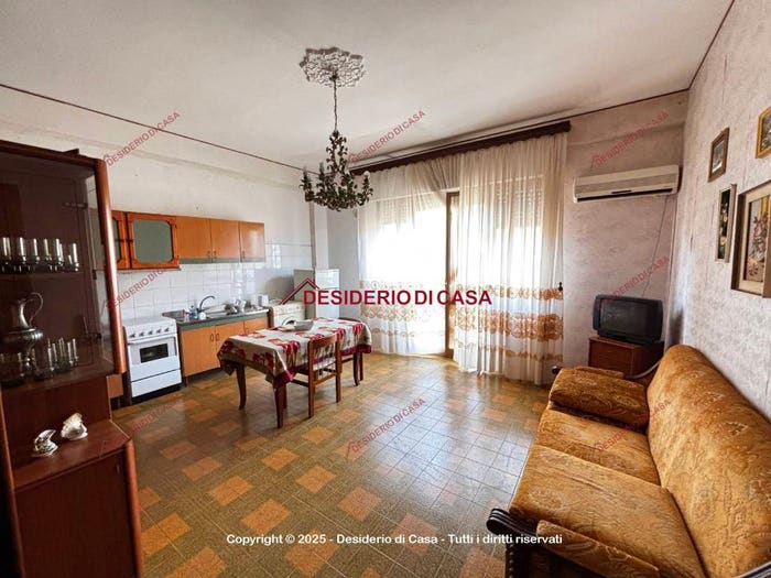 Appartamento quadrilocale in vendita in Via Madonna del Ponte, Balestrate Foce, Balestrate