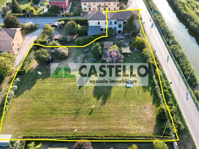 Casa con 6 locali in vendita in Via Torino, Cantarana, Cona
